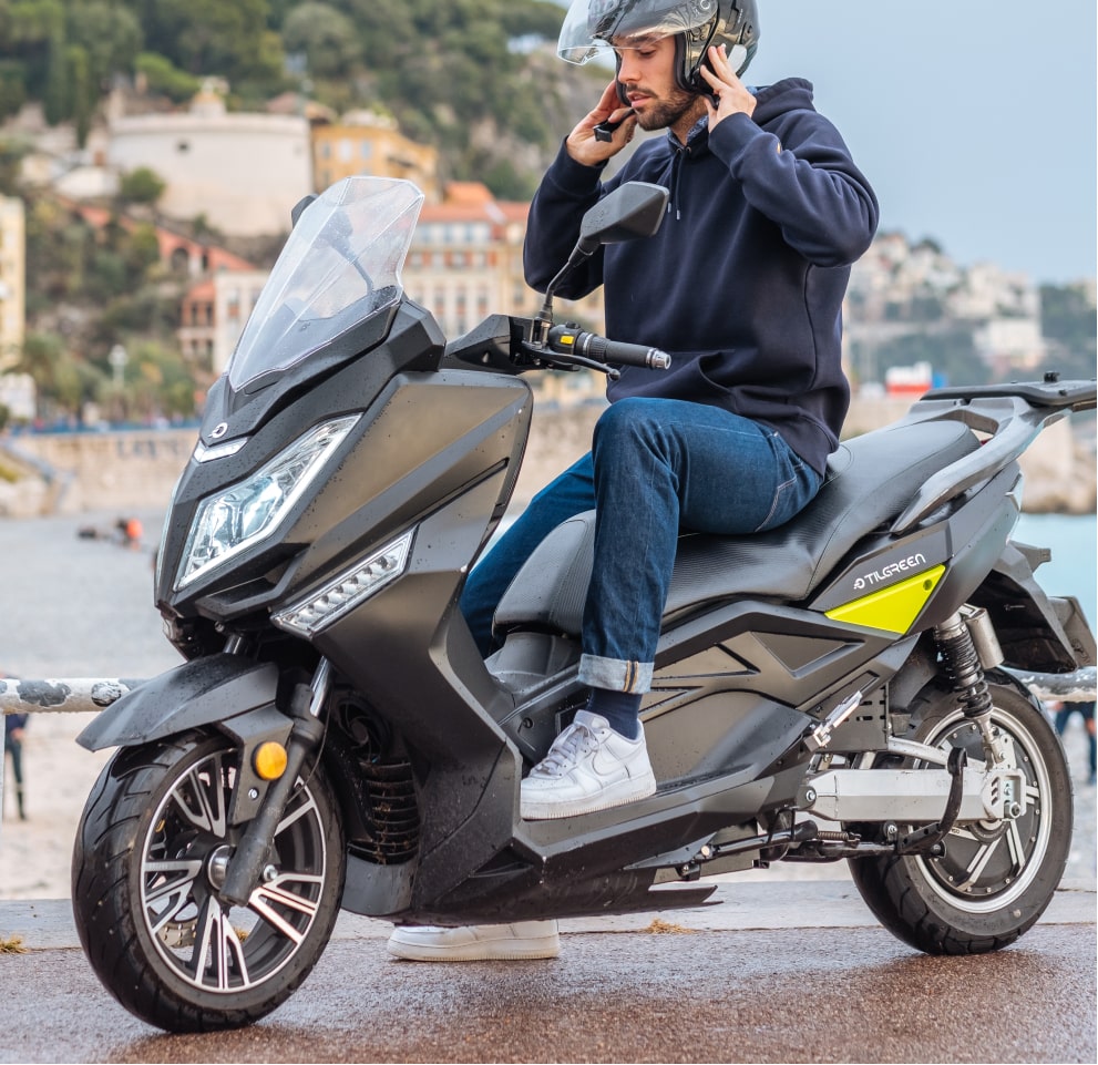 Maxi-scooter électrique puissant