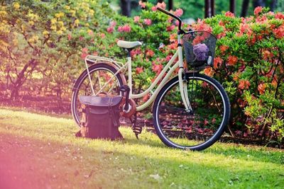 Vélo électrique : les accessoires essentiels pour le printemps"