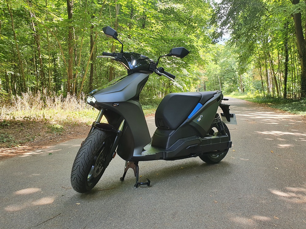 moto électrique Ray 7.7