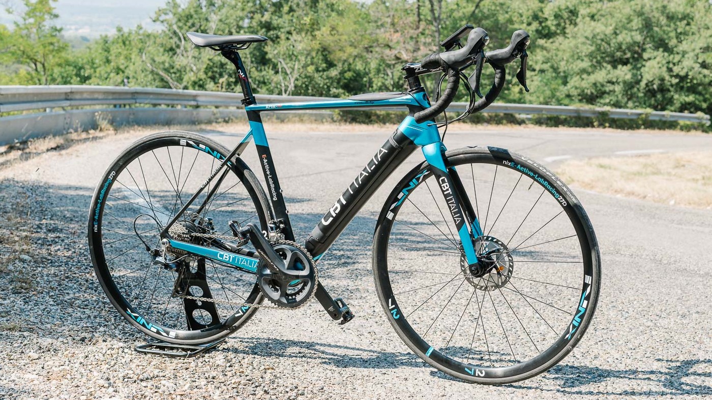 Vélo électrique de course pour femme Le vélo gravel électrique BLADE99 SRAM APEX 1 HRD